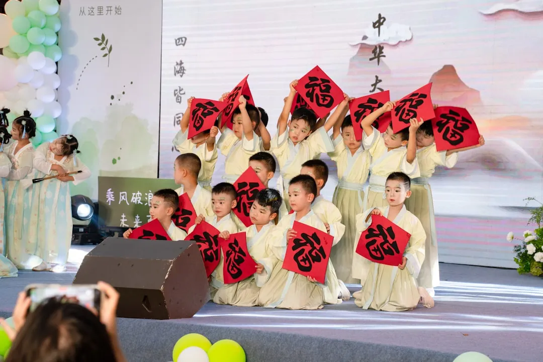 2024年户外运动智能手表选购指南:心率监测与定位功能对比